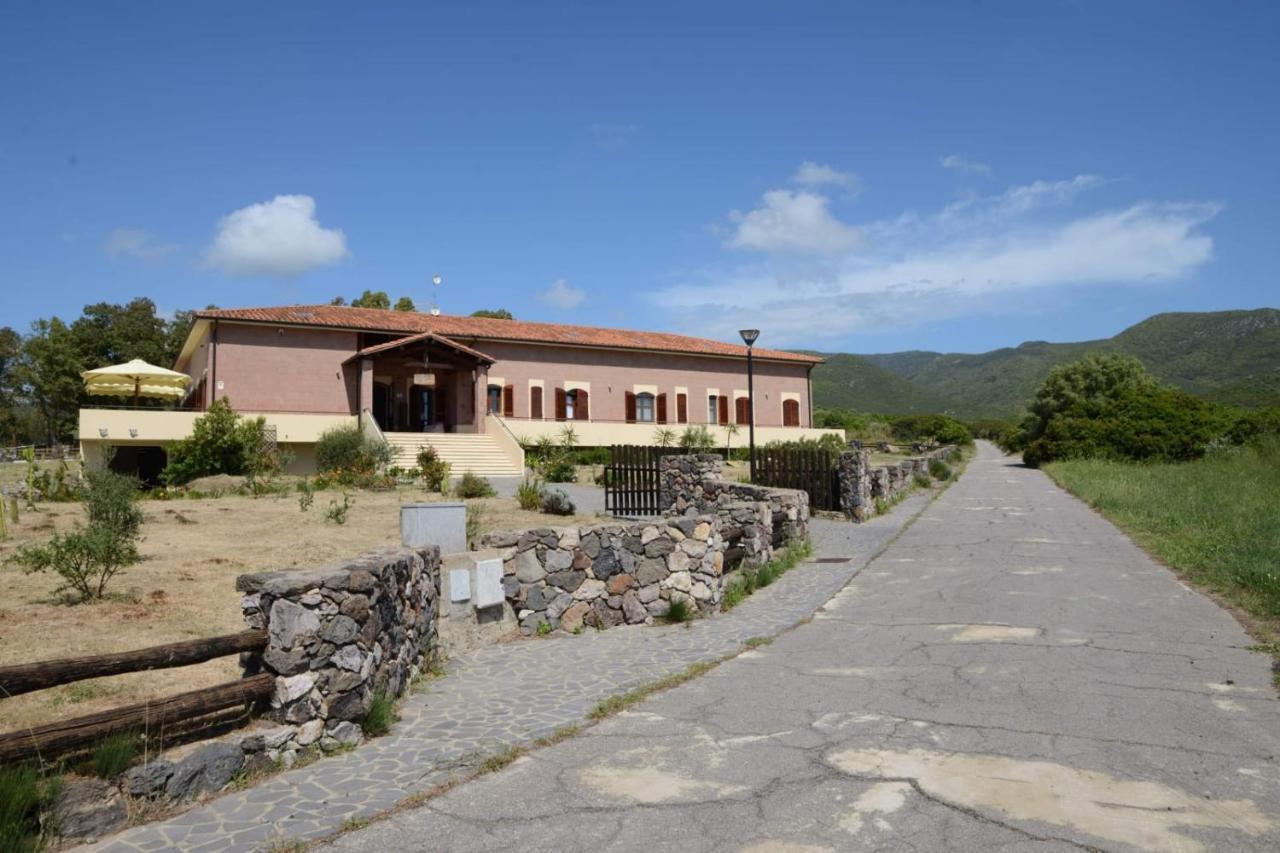 Marrubiu Resort Note Di Stelle Marrùbiu Exterior foto